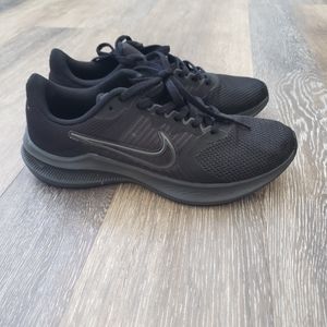 Nike womens shoes